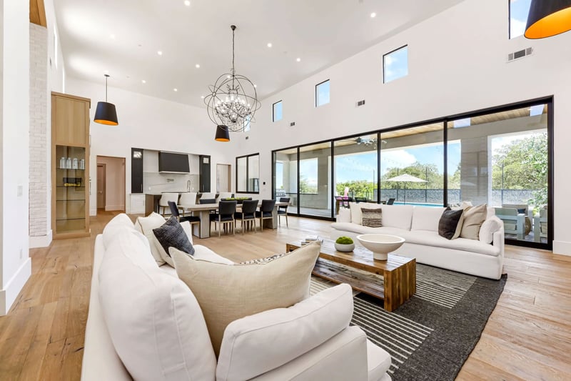 Capetanios Residence
